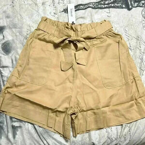 Belted utility shorts